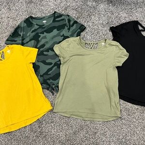 4 Old Navy Girls Softest Tees